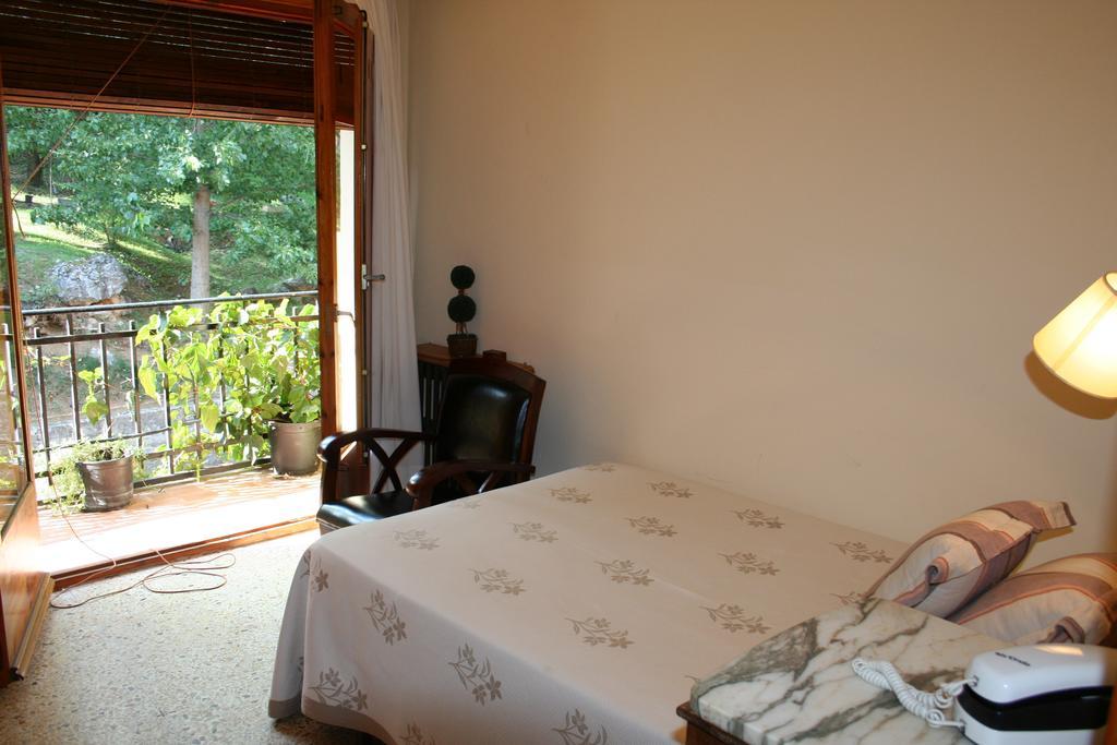Hotel Casa Peix Serraduy Стая снимка