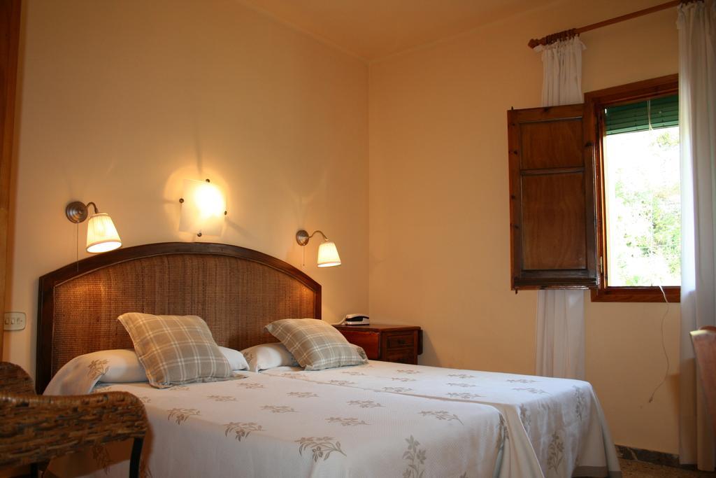 Hotel Casa Peix Serraduy Стая снимка