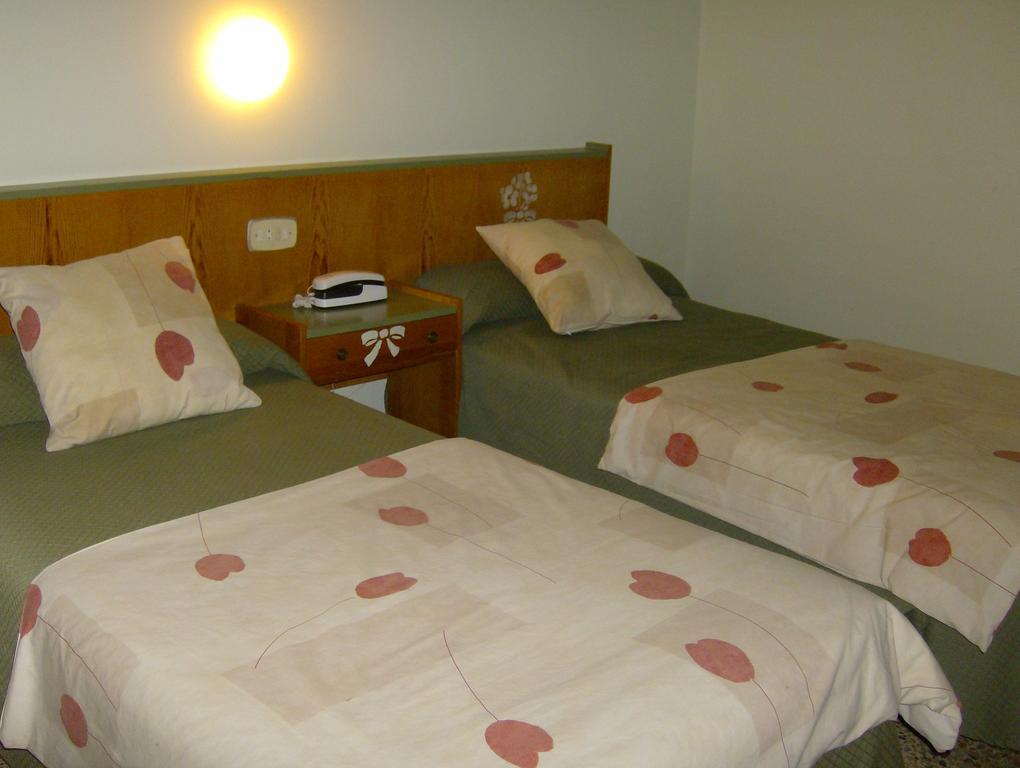 Hotel Casa Peix Serraduy Стая снимка